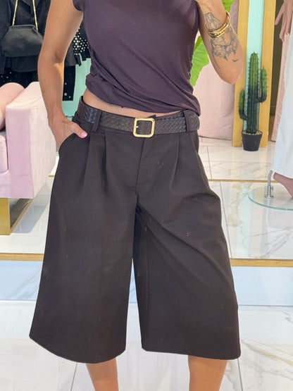 Bermuda Oversize avec Ceinture – marron