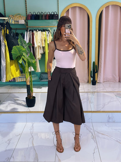 Bermuda tailleur oversize long à pinces - chocolat