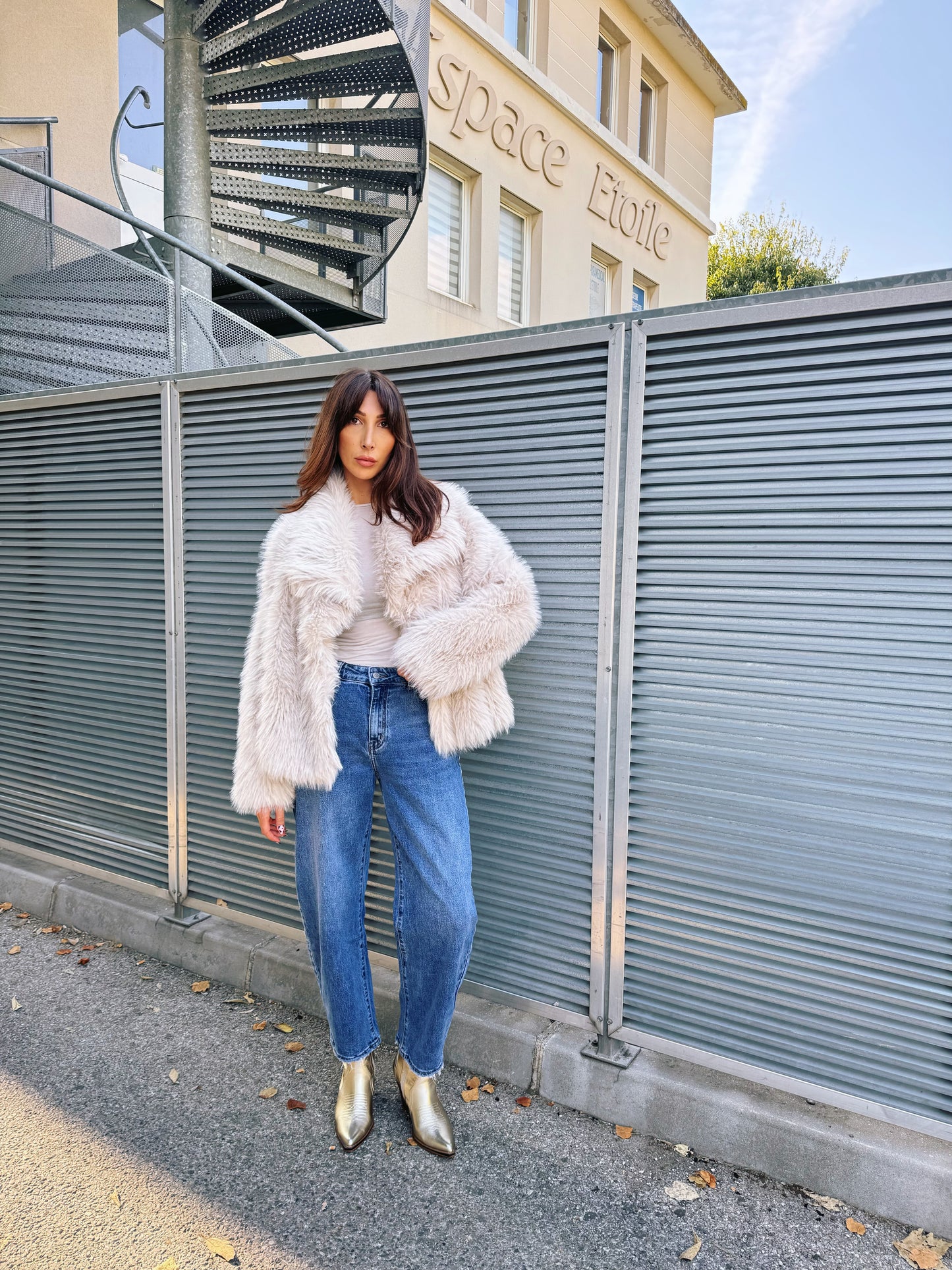 Manteau fausse fourrure écru