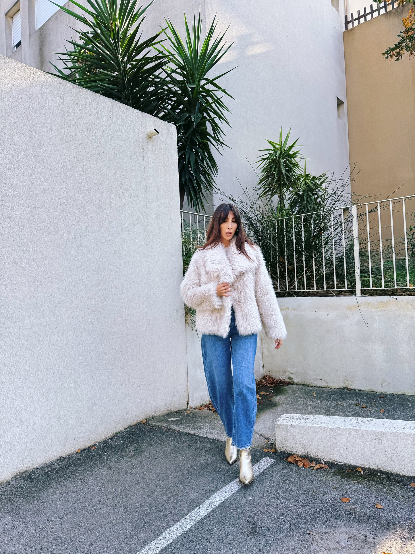 Manteau fausse fourrure écru