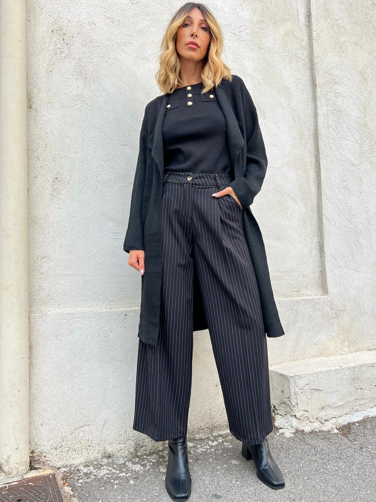 Top en maille avec boutons noir
