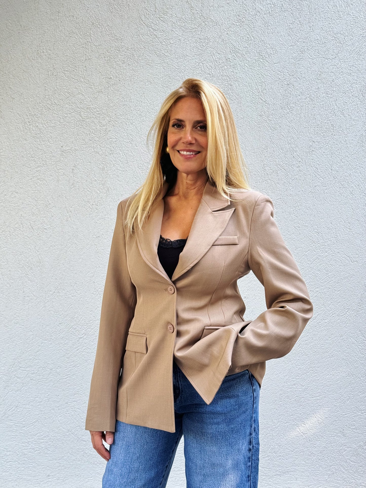 Veste tailleur cintrée créateur beige