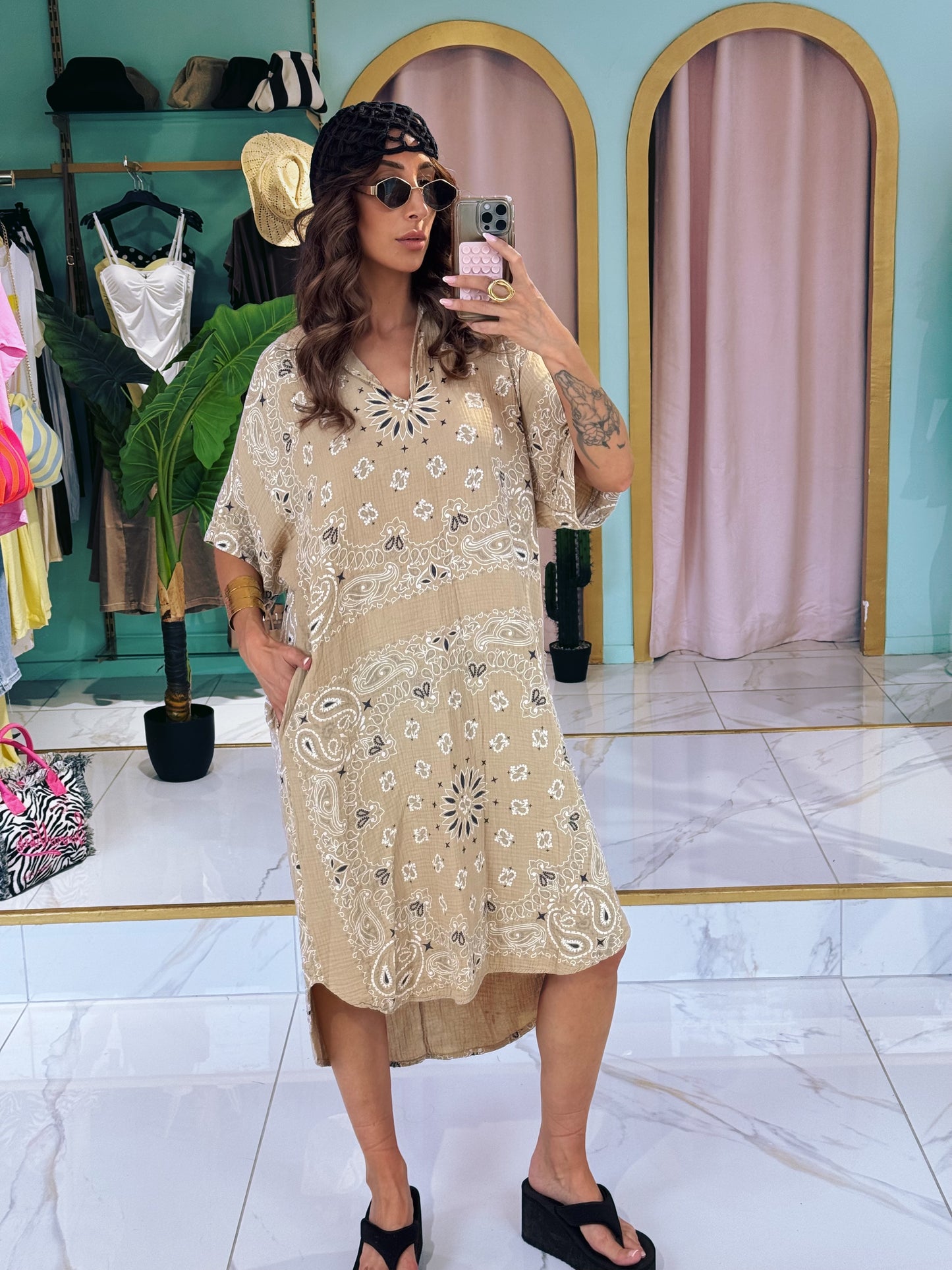 Robe tunique en gaz de coton à motif bandana - beige