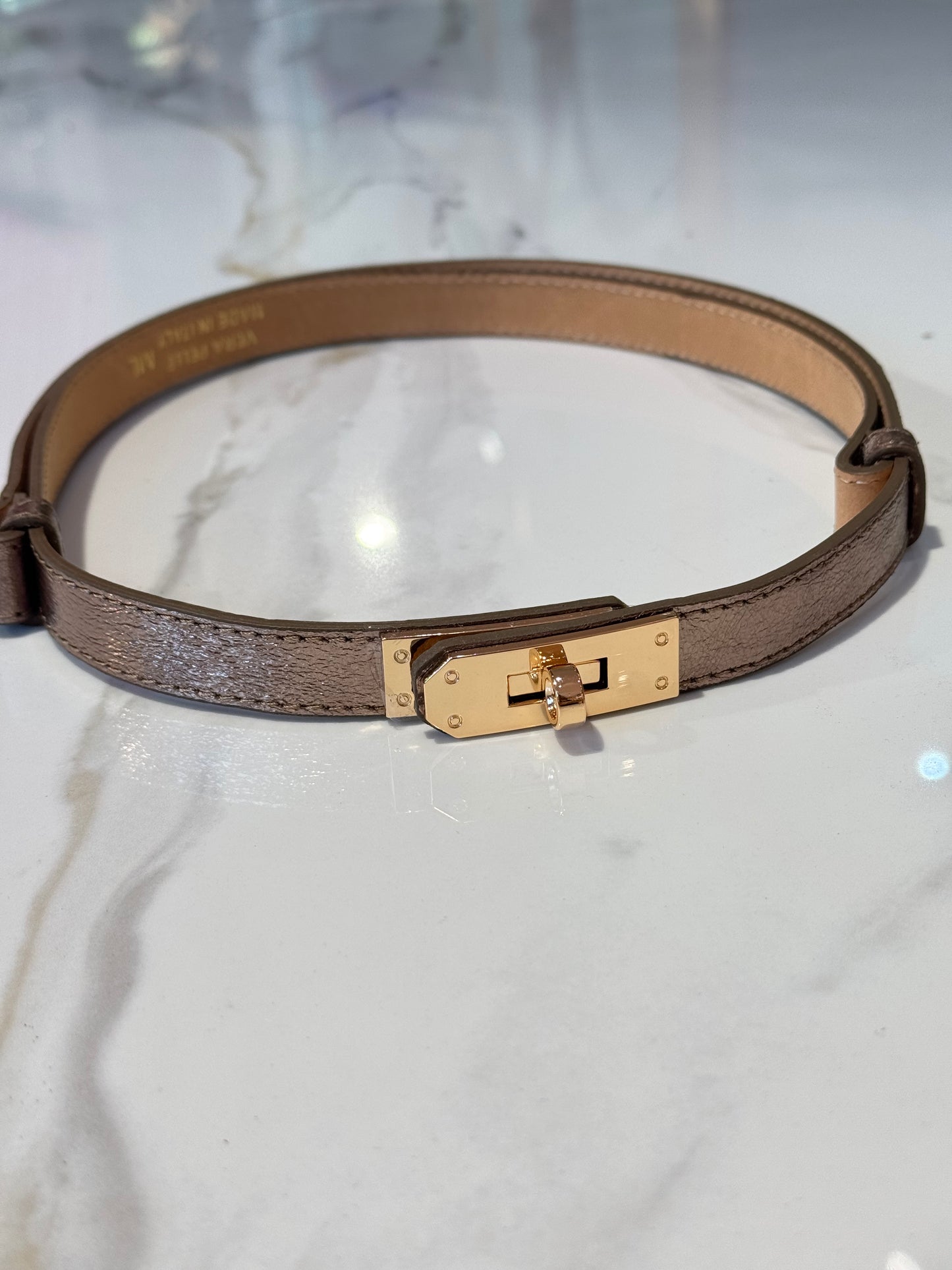 Ceinture en cuir brillant bronze