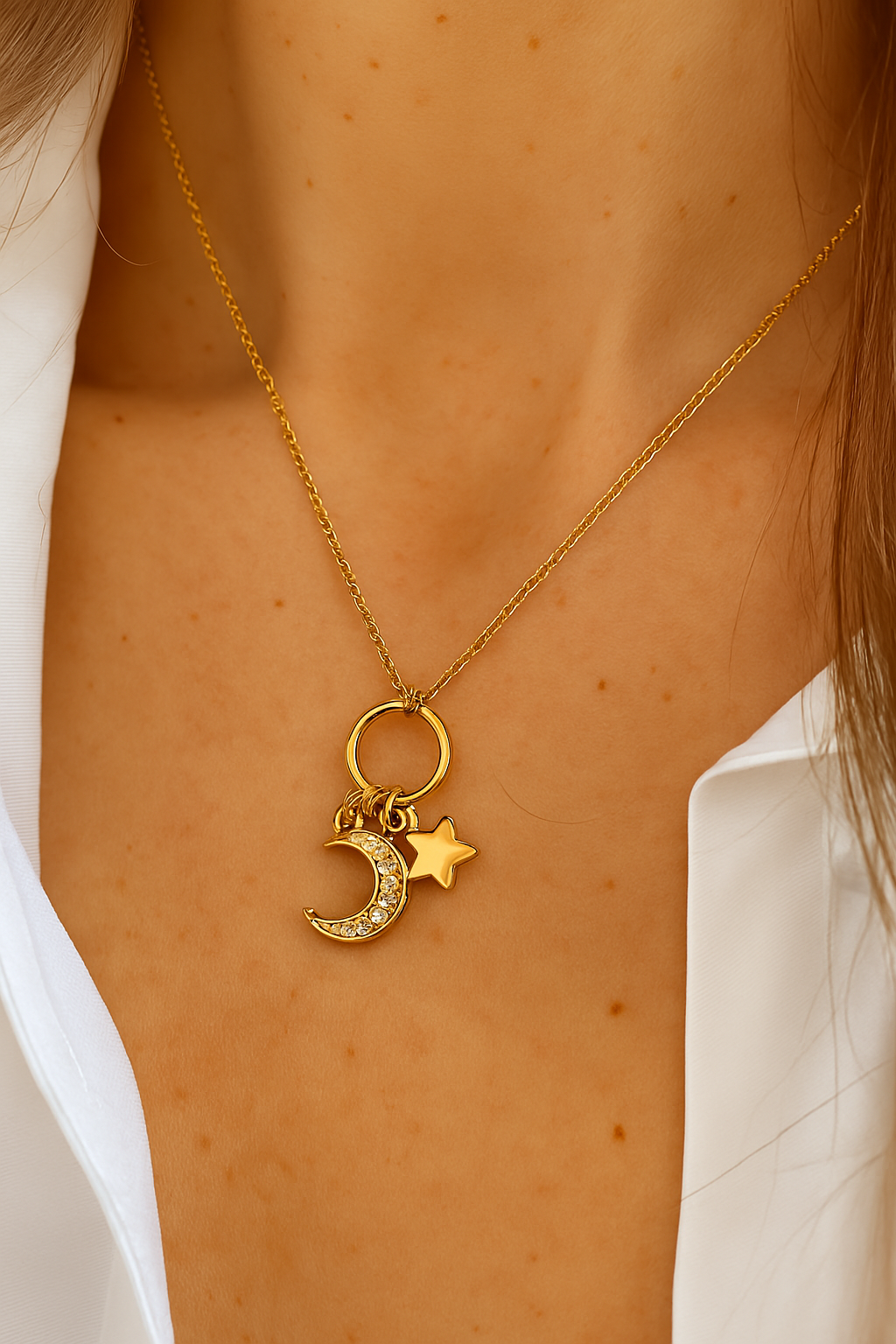 Collier fin lune et étoile