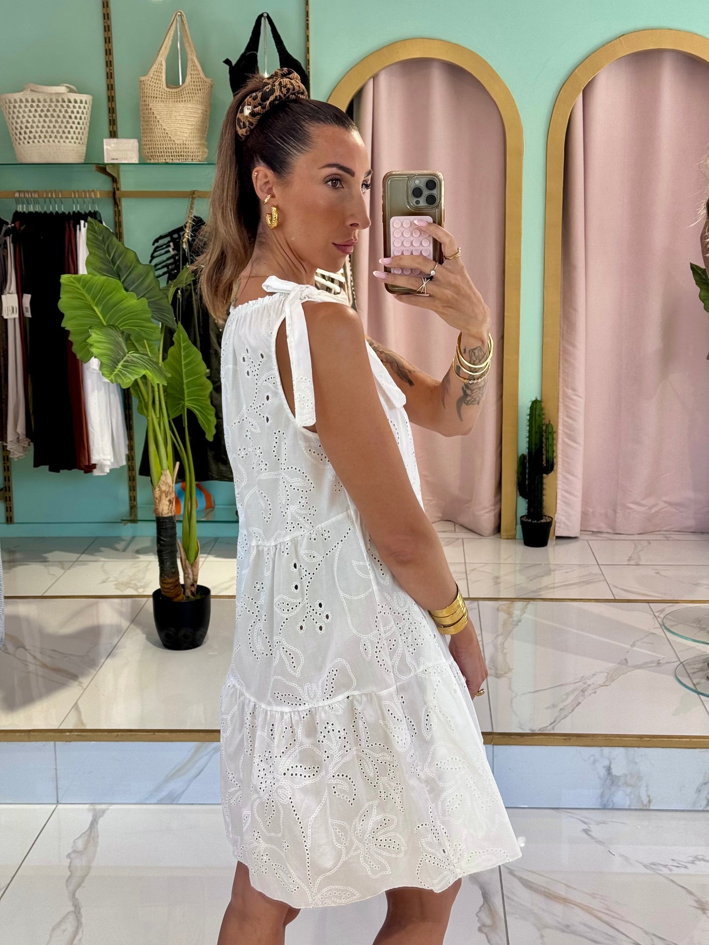 Robe oversize broderie & noeud épaule - blanc