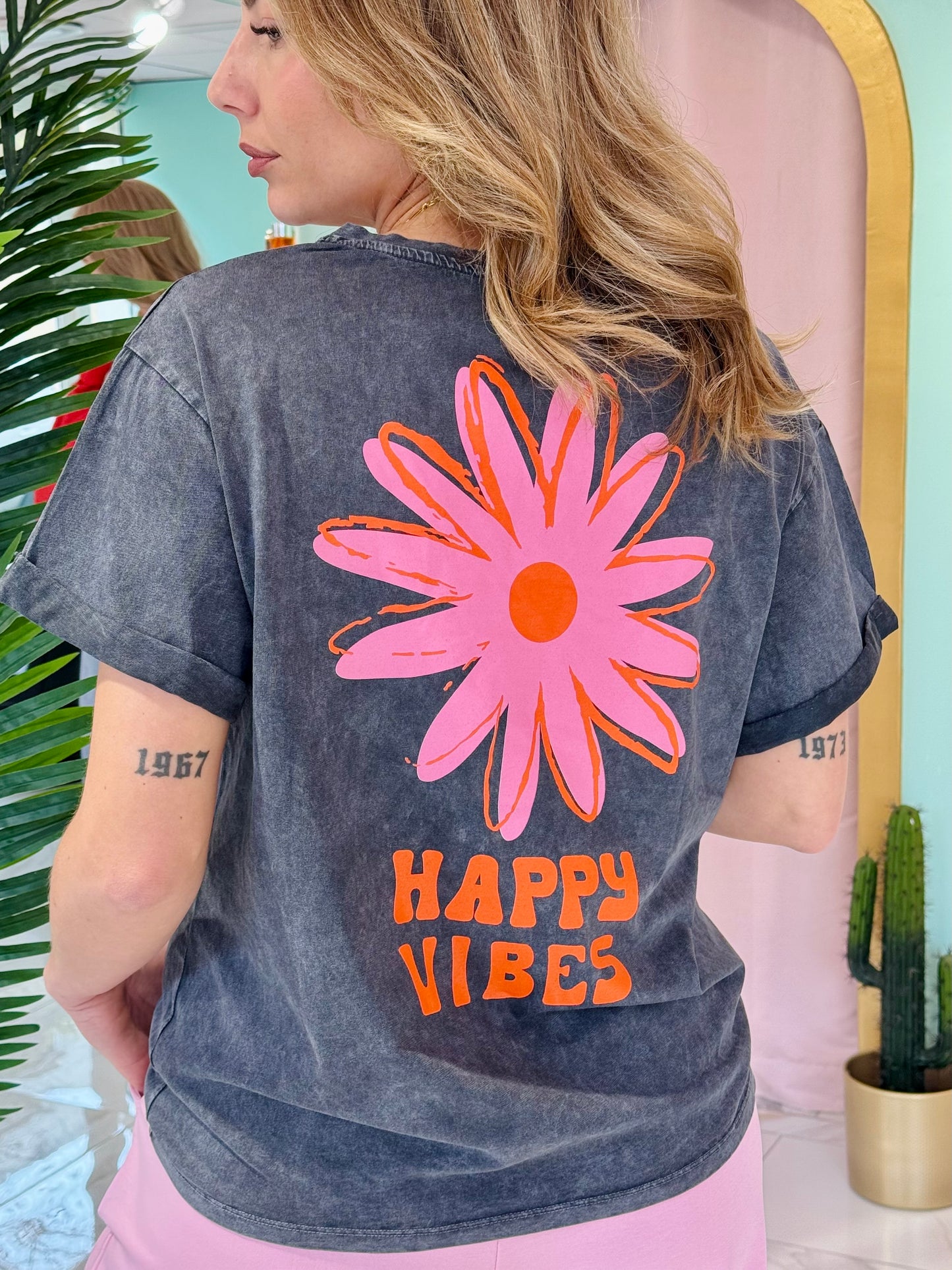 T-shirt « Happy Vibes » - gris