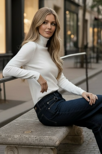 Pull col roulé basique tout doux blanc