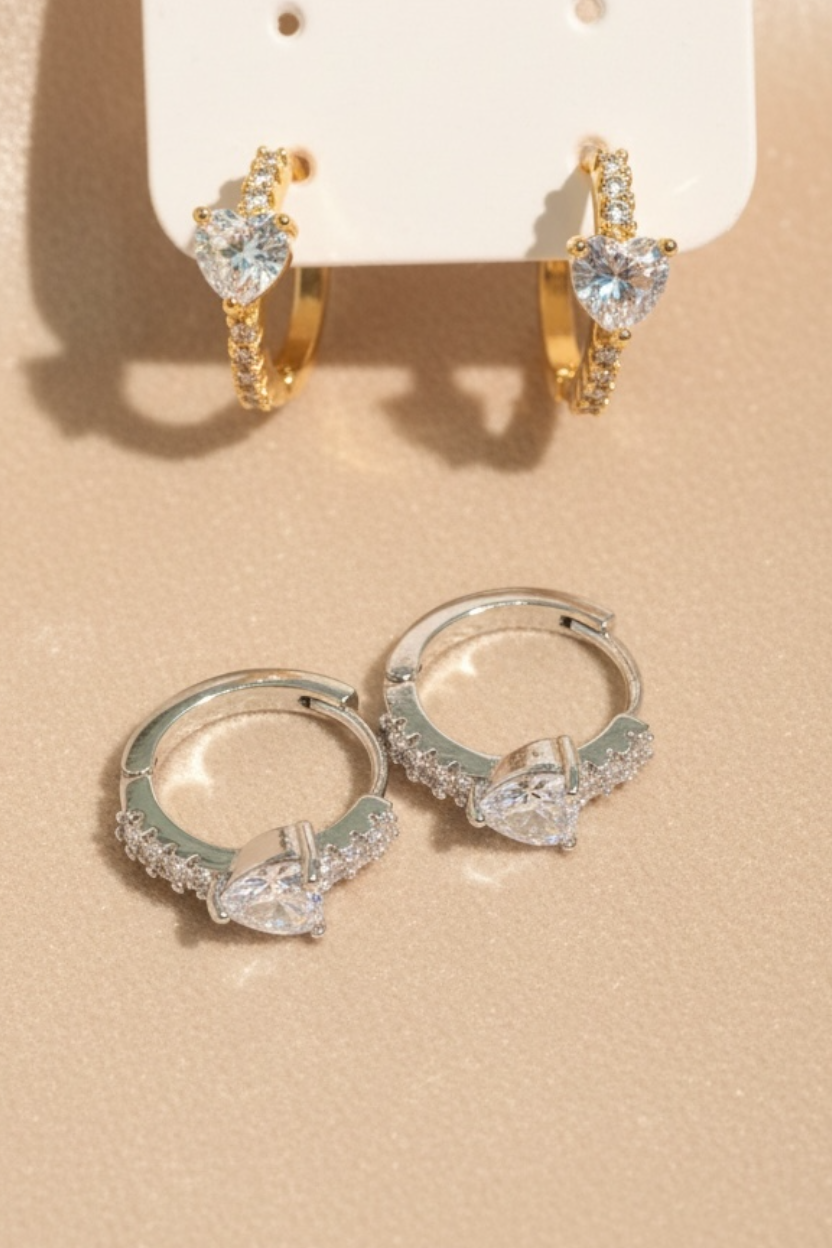 Boucles d’oreilles créole spacy mini cœur strass