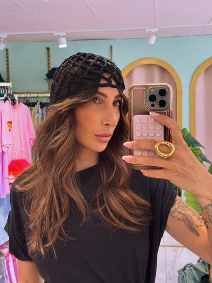Bonnet filet noir basique