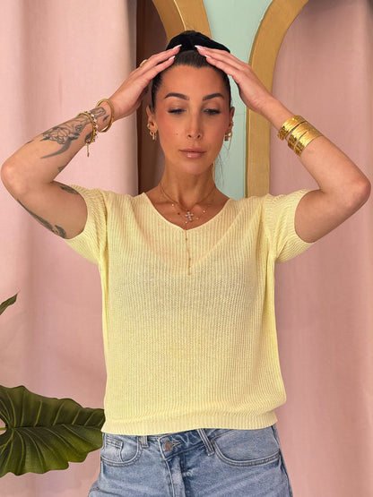 Top maille fine col V – jaune