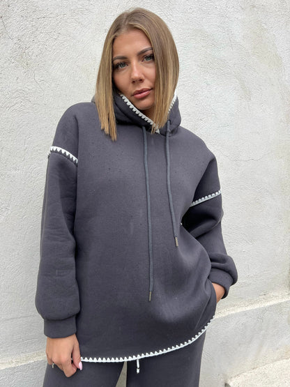Sweat à capuche oversize a détails coutures coloris gris