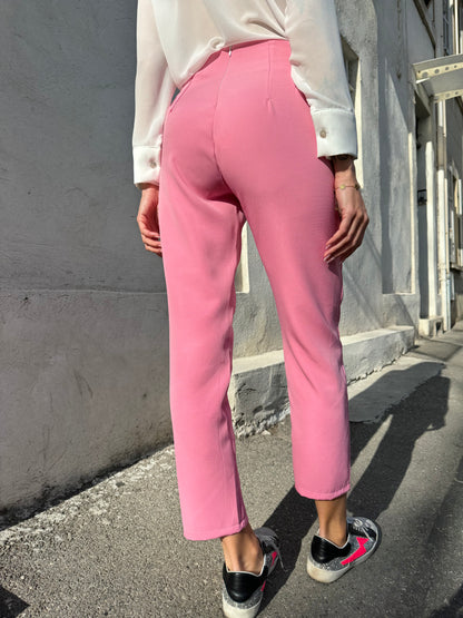 Pantalon tailleur coupe cigarette rose