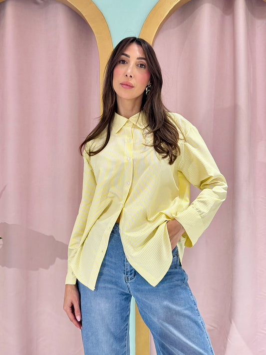 Chemise basique oversize à fine rayures jaune