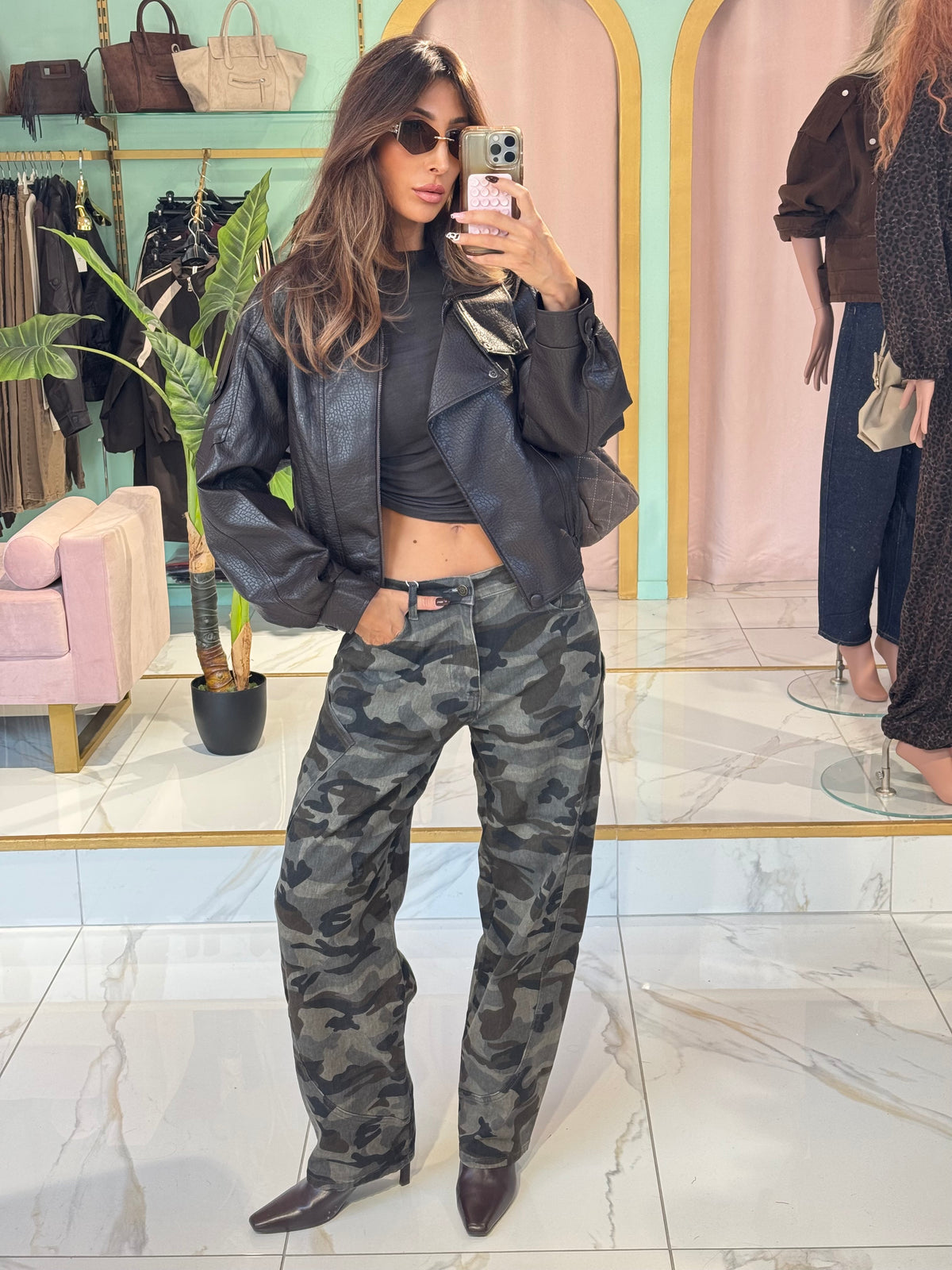 Jean Marivy militaire – Balloon Fit Full Length