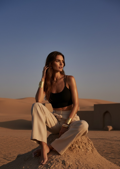 Crop Top à Coques – Dos Croisé & Maille Côtelée Noir