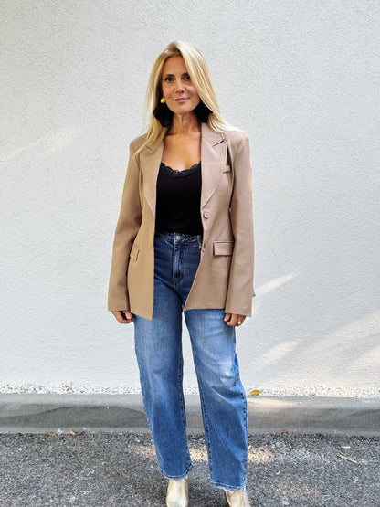 Veste tailleur cintrée créateur beige