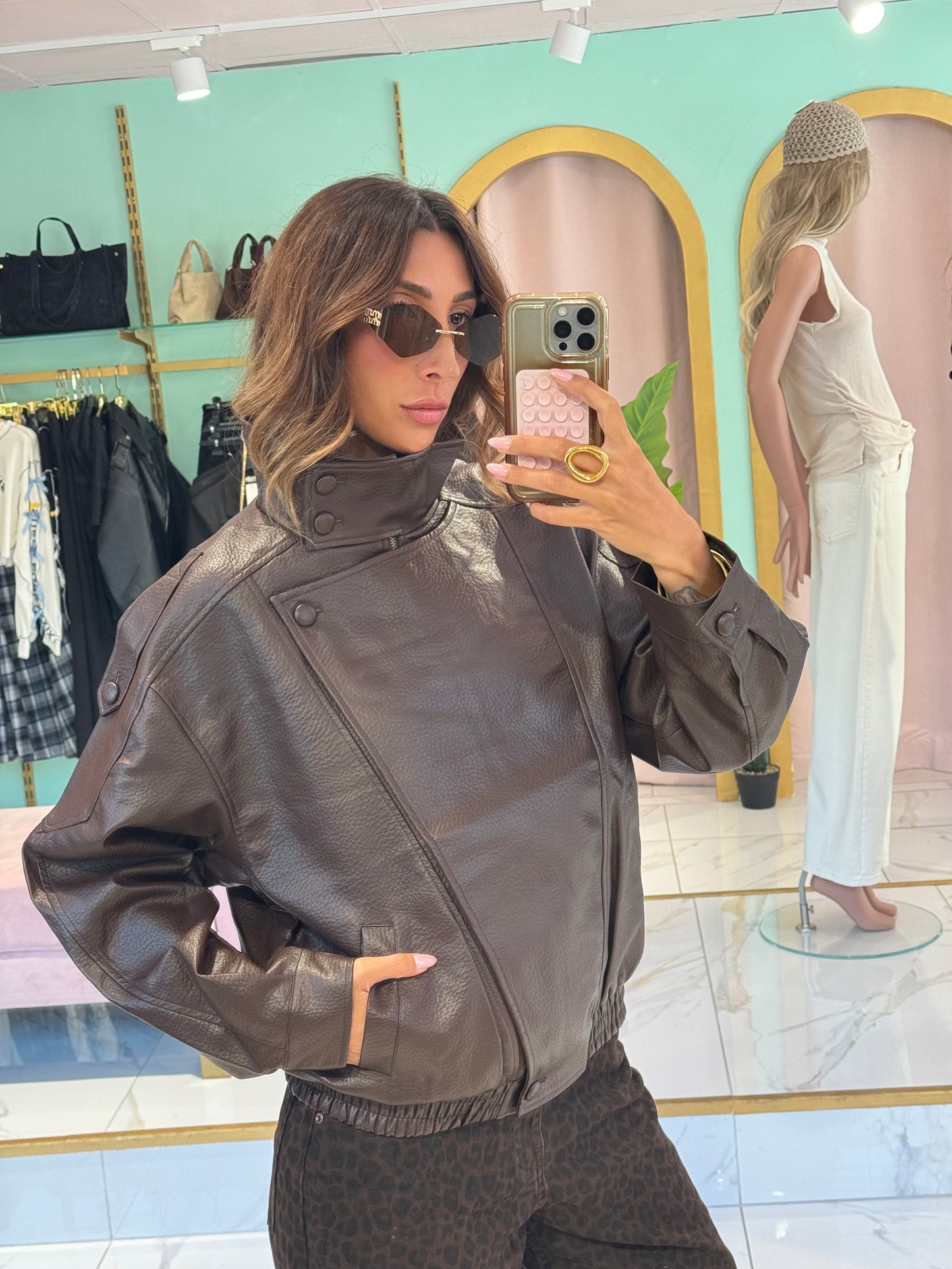✨ Veste Bomber en Simili Cuir Grainé à Col Montant Asymétrique – marron