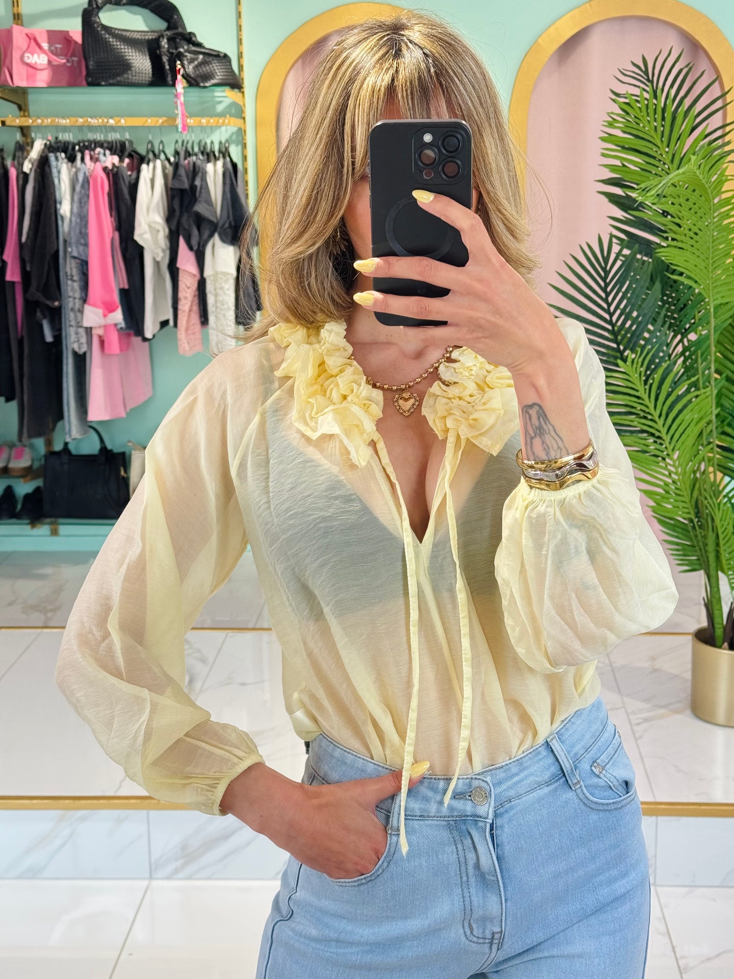Blouse transparente col froncé – Jaune