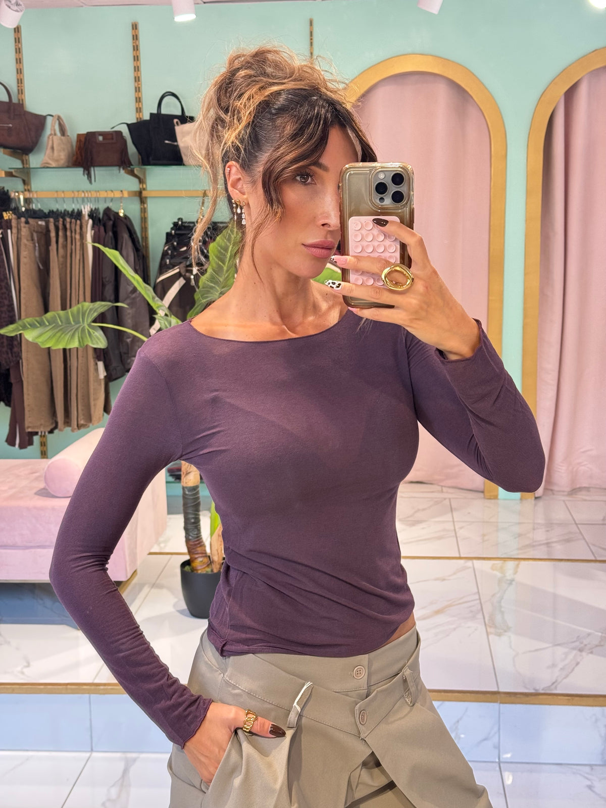 Top moulant en cachemire prune