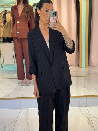 Ensemble tailleur fluide – Veste & pantalon noir