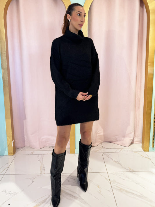 Robe pull en maille avec col noire