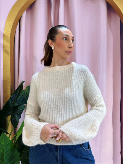 Pull tout doux à manches ballon crème