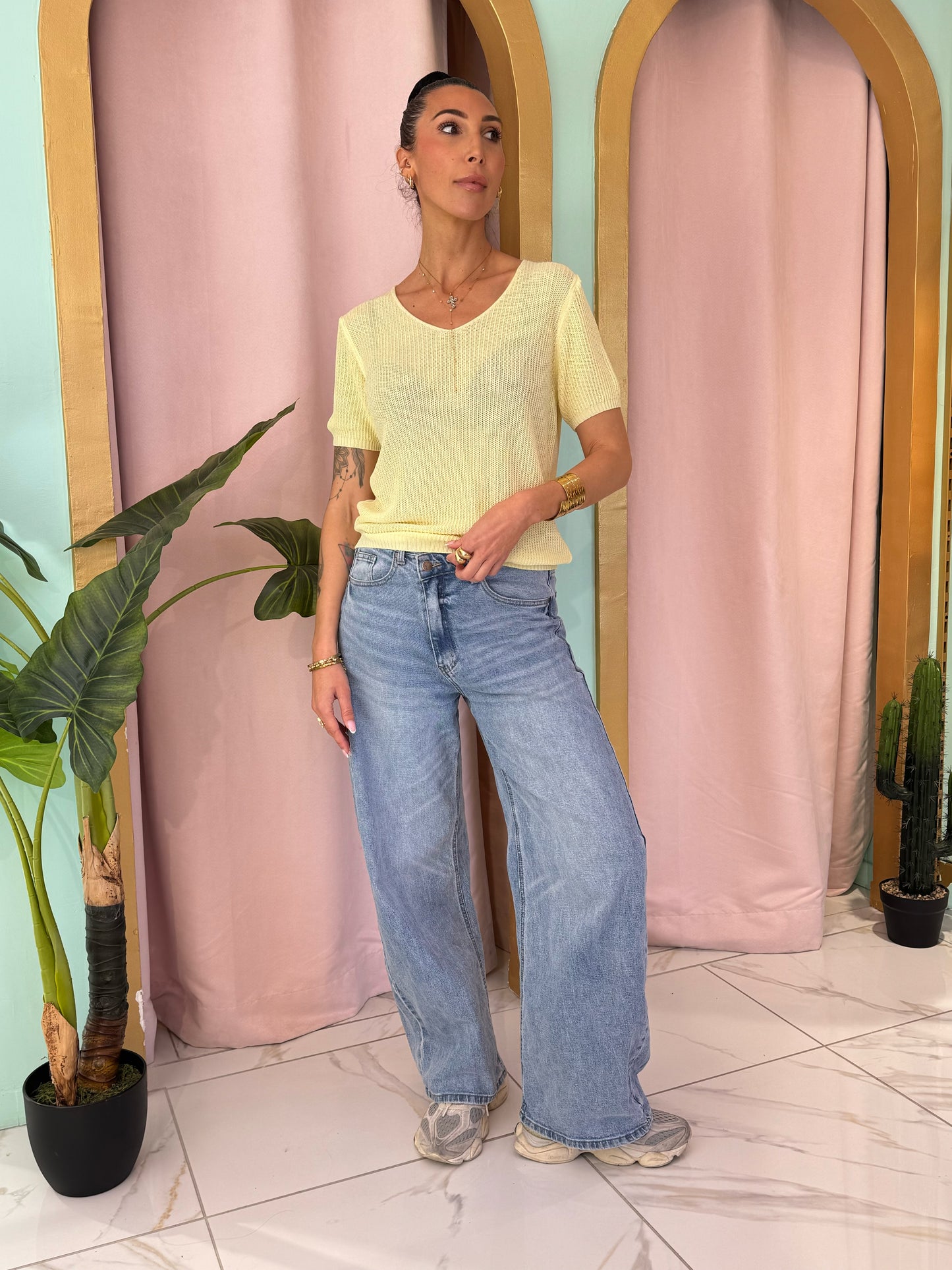 Top maille fine col V – jaune