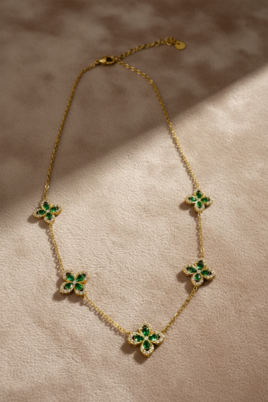 Collier dana fleurs strass vert