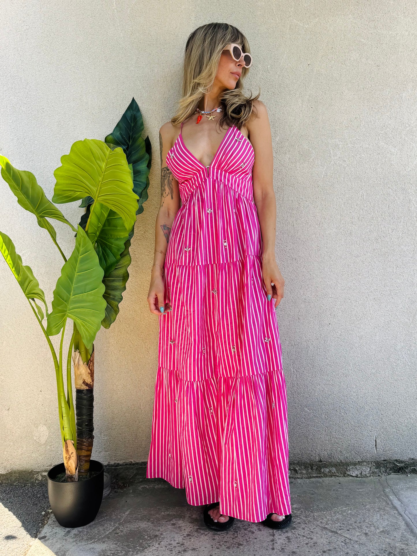 Robe longue Goa – rayures et strass rose