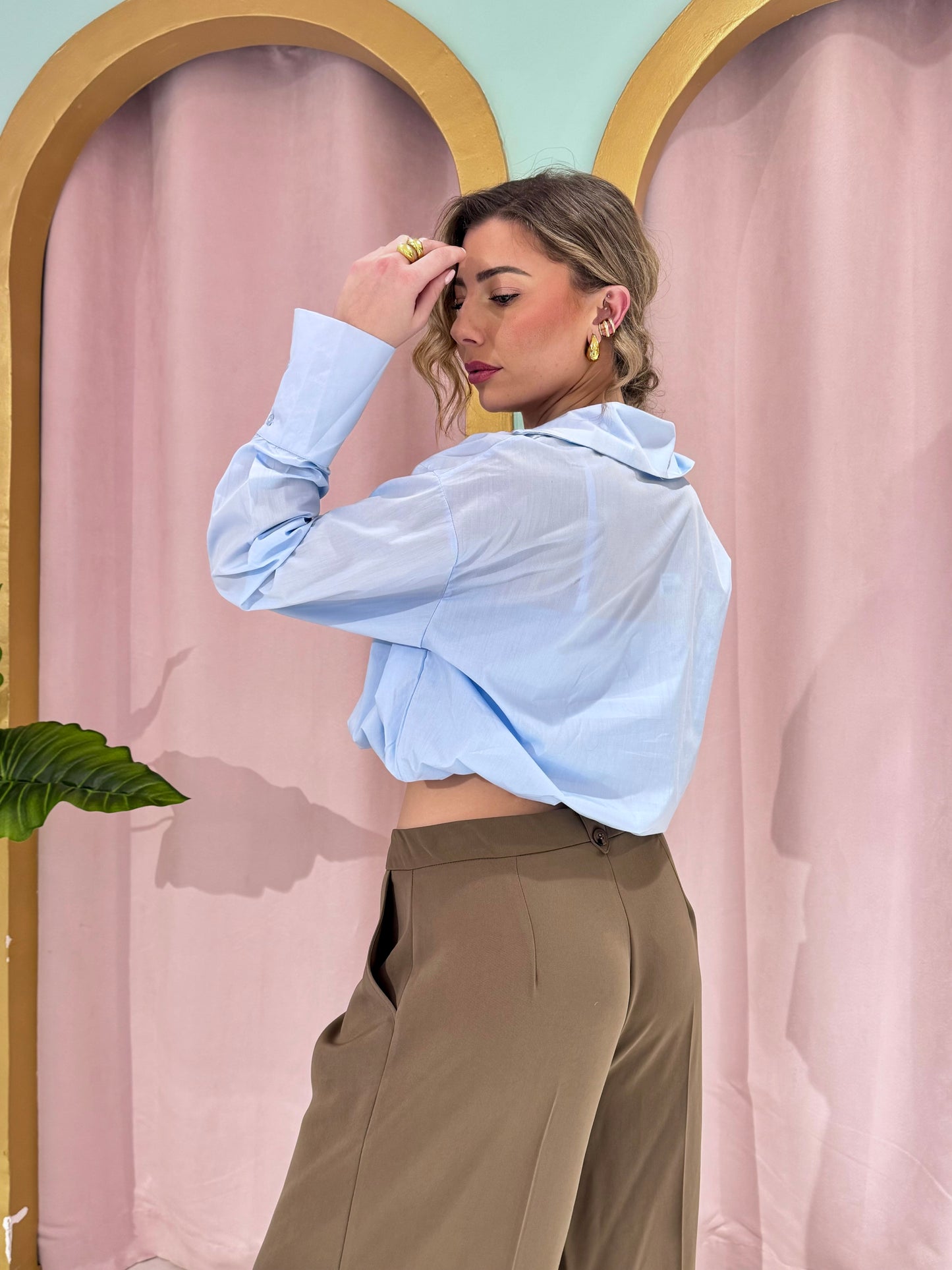 Chemise cropped bouffante Monaco bleu ciel