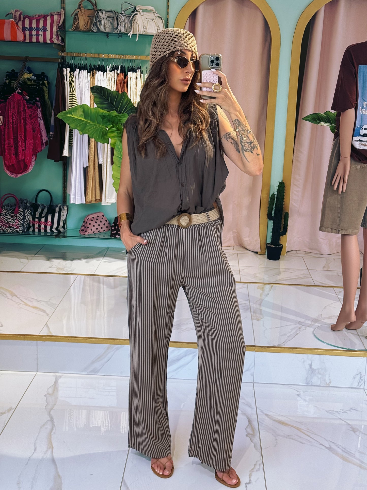 Pantalon fluide à fines rayures chocolat-taupe
