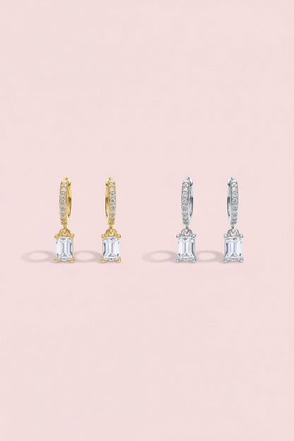 Boucle d’oreille petit anneau et carré strass gamme spacy