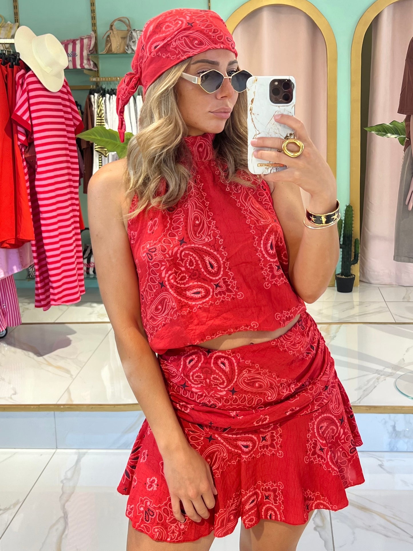 Ensemble top / jupe et foulard bandana  - rouge