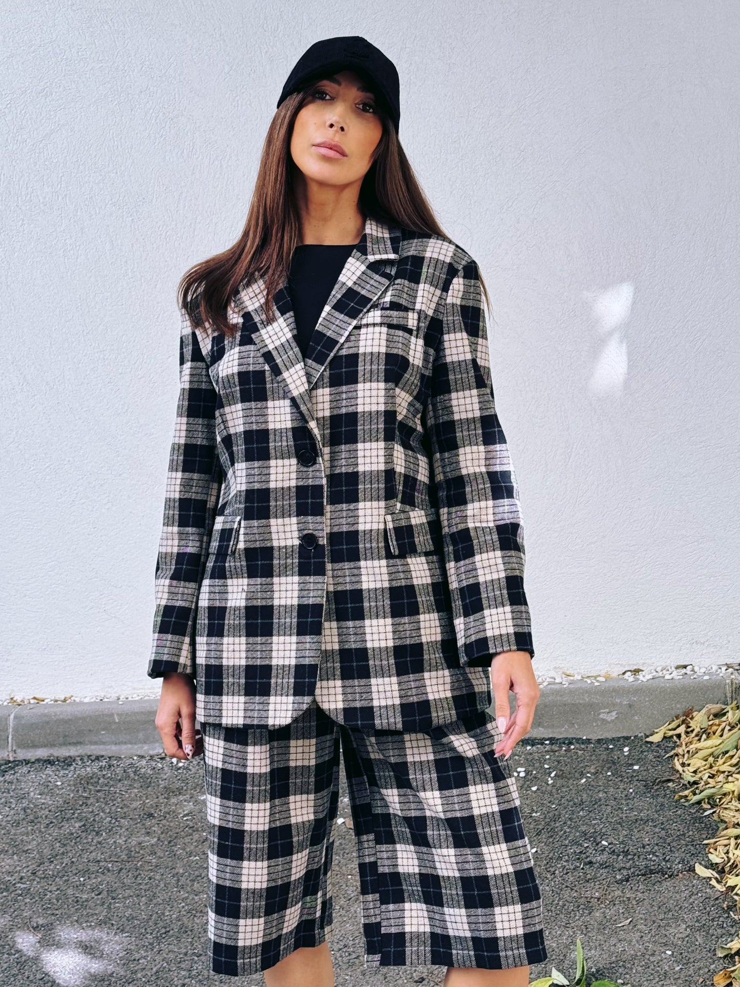 Ensemble veste tailleur & bermuda à carreaux noir