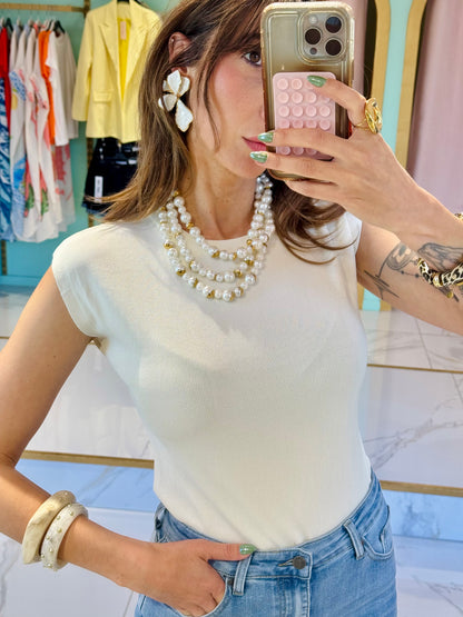 Top en maille fine moulant façon body- crème