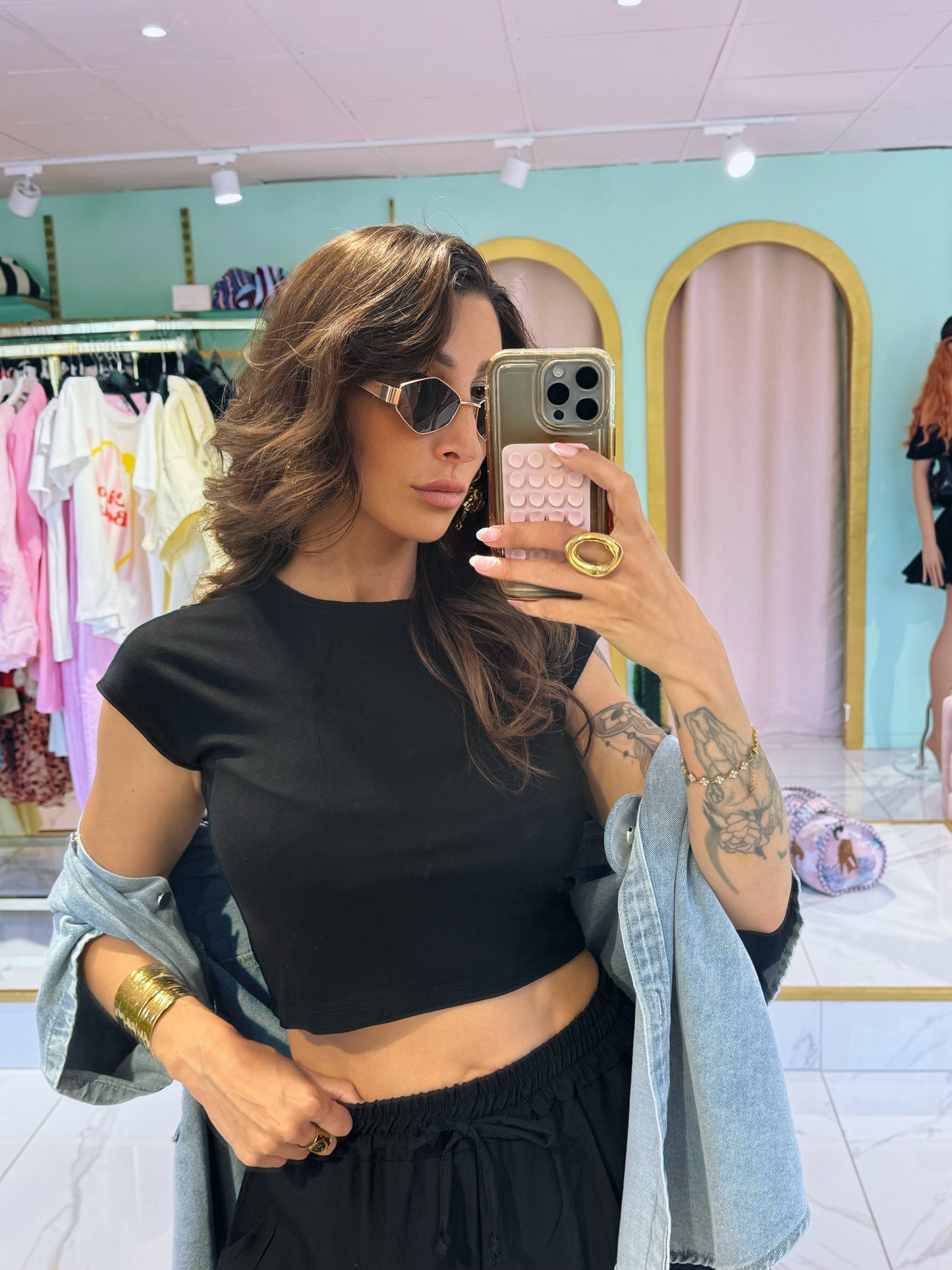 Top basique cropped doux & stretch noir