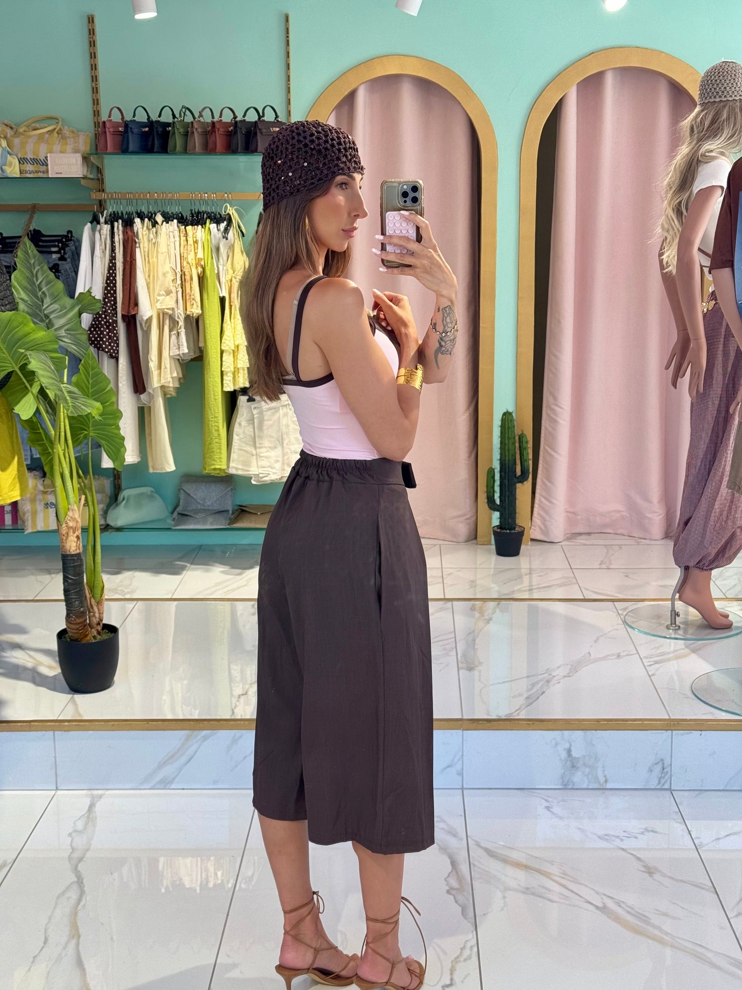 Bermuda tailleur oversize long à pinces - chocolat