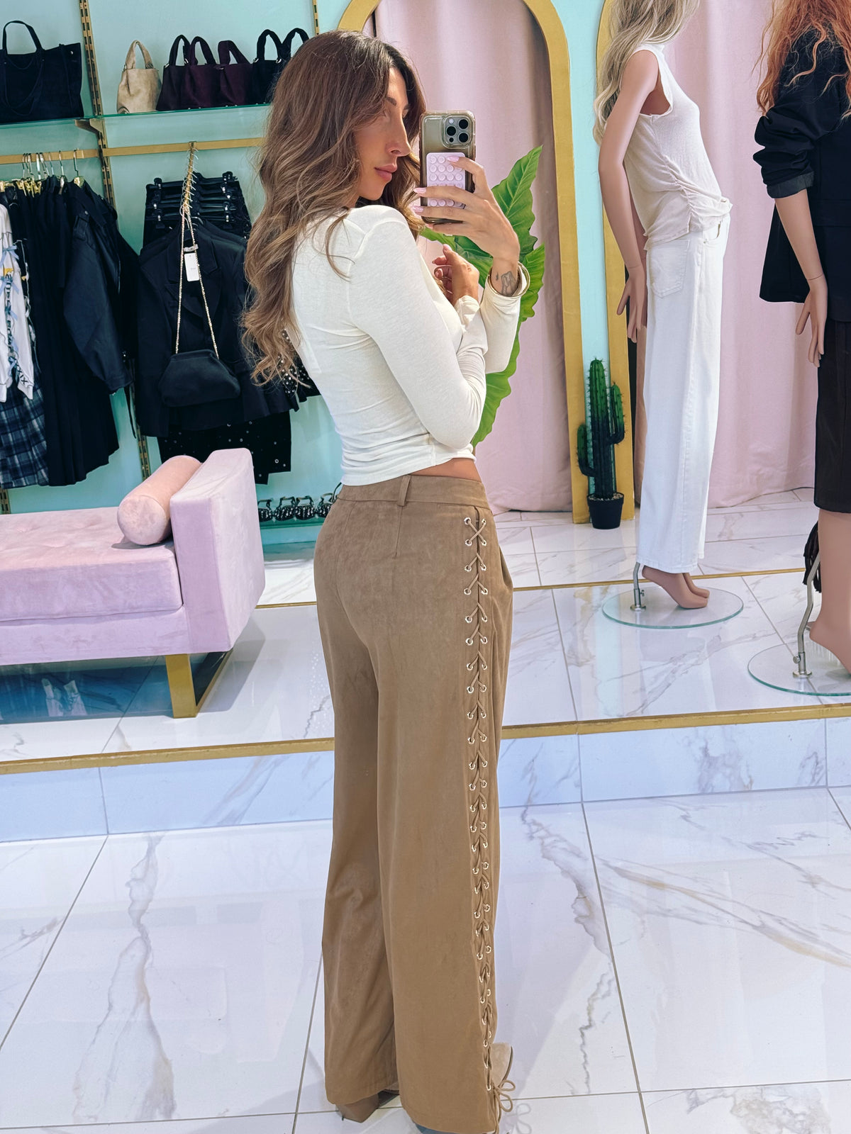 Pantalon Wide Leg Nubuck à Laçages – MOCHY