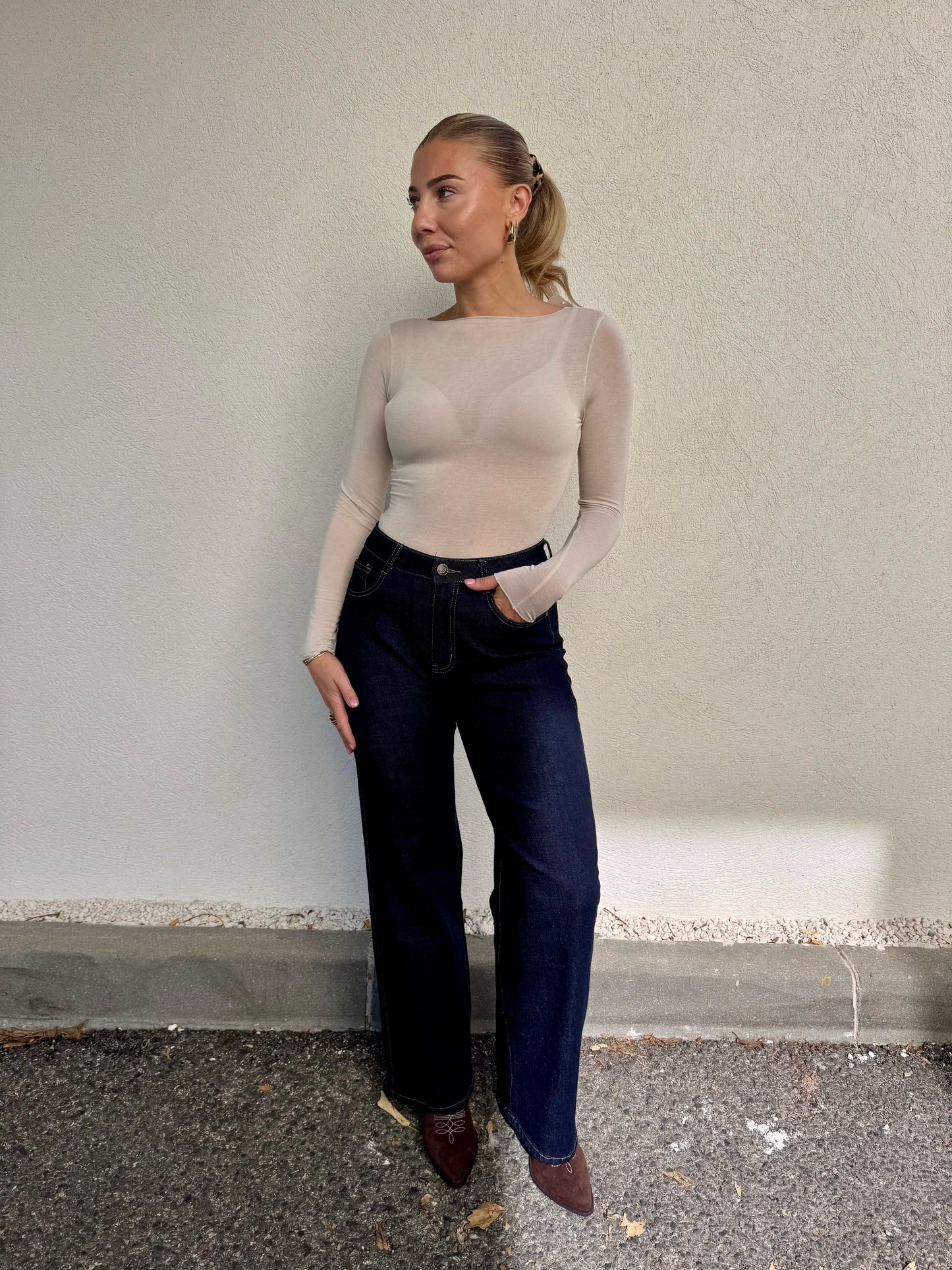 Top moulant en cachemire beige