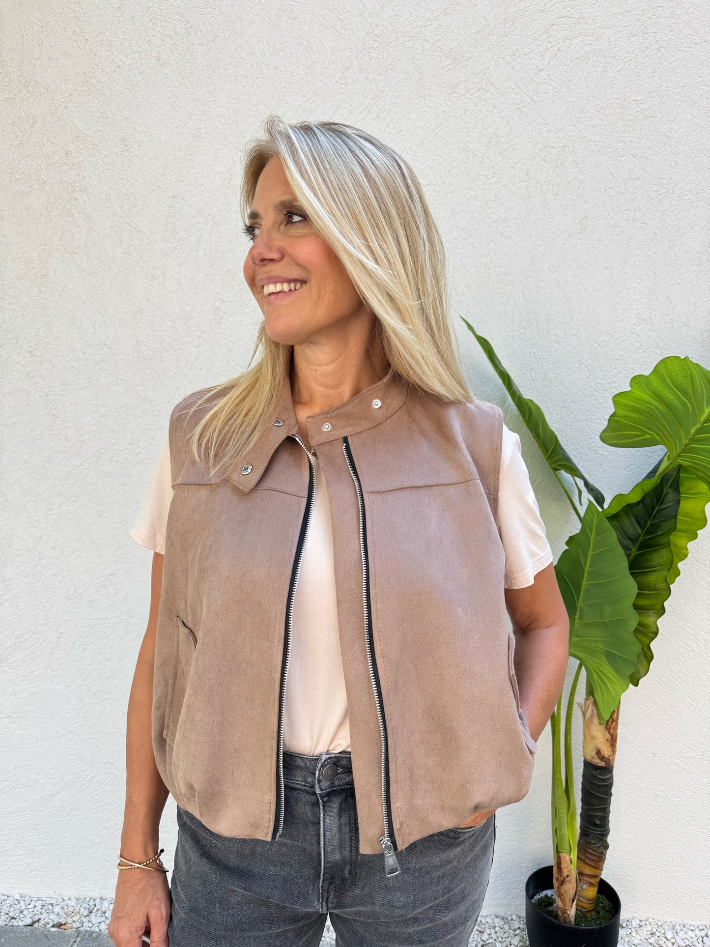 Veste sans manches façon nubuck beige
