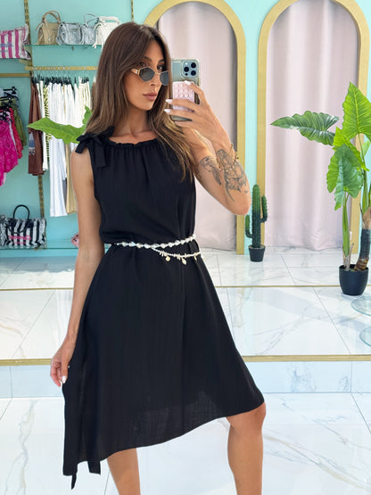 Robe oversize en viscose avec noeud et fente - noire