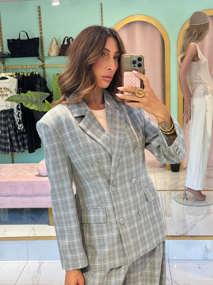 ✨ Veste Tailleur à Maxi Épaulettes – MOCHY