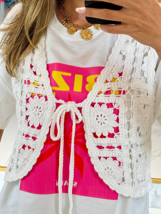 Gilet crochet bohème chic – blanc