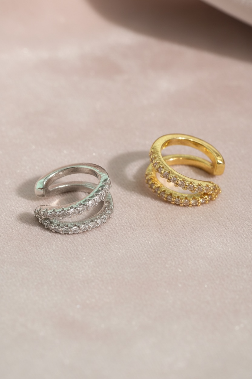 Bague d’oreille / faux piercing double barre strass